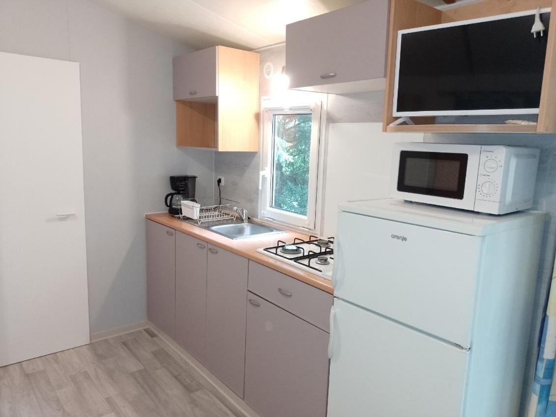 Camping Bonneval Jaujac 外观 照片